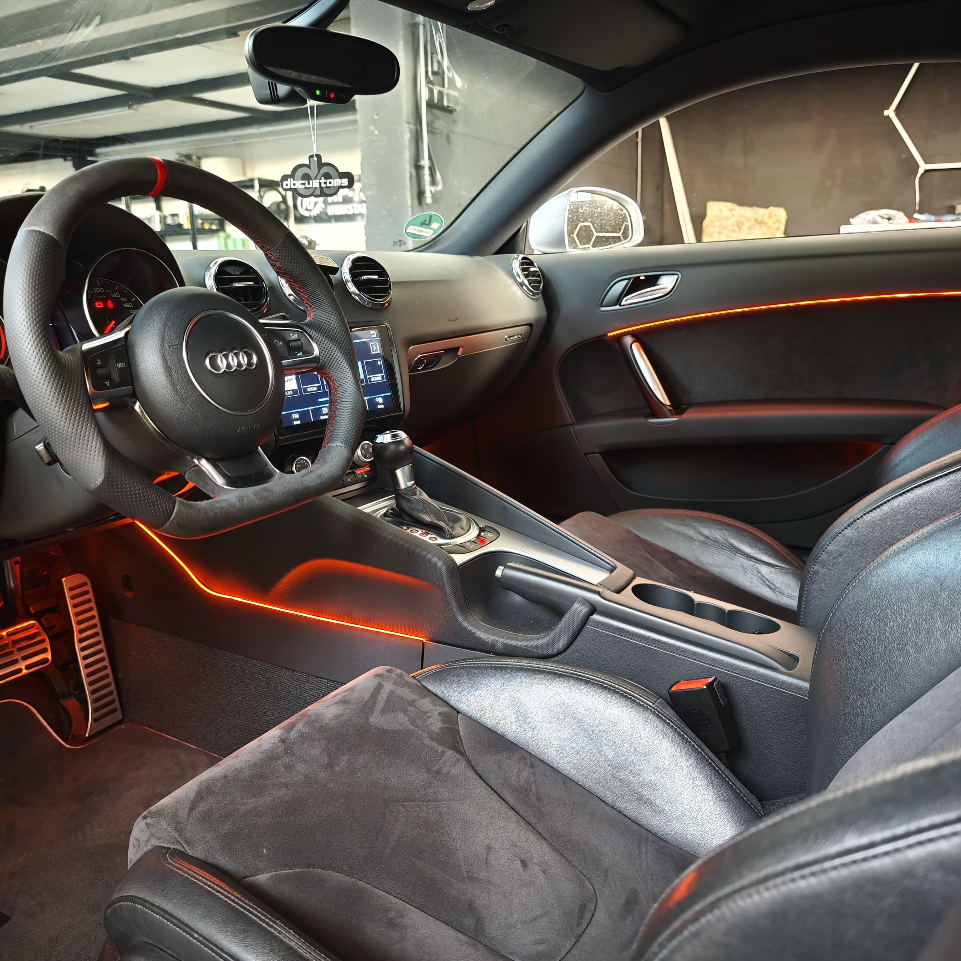 Ambientebeleuchtung Audi TT 8j orange