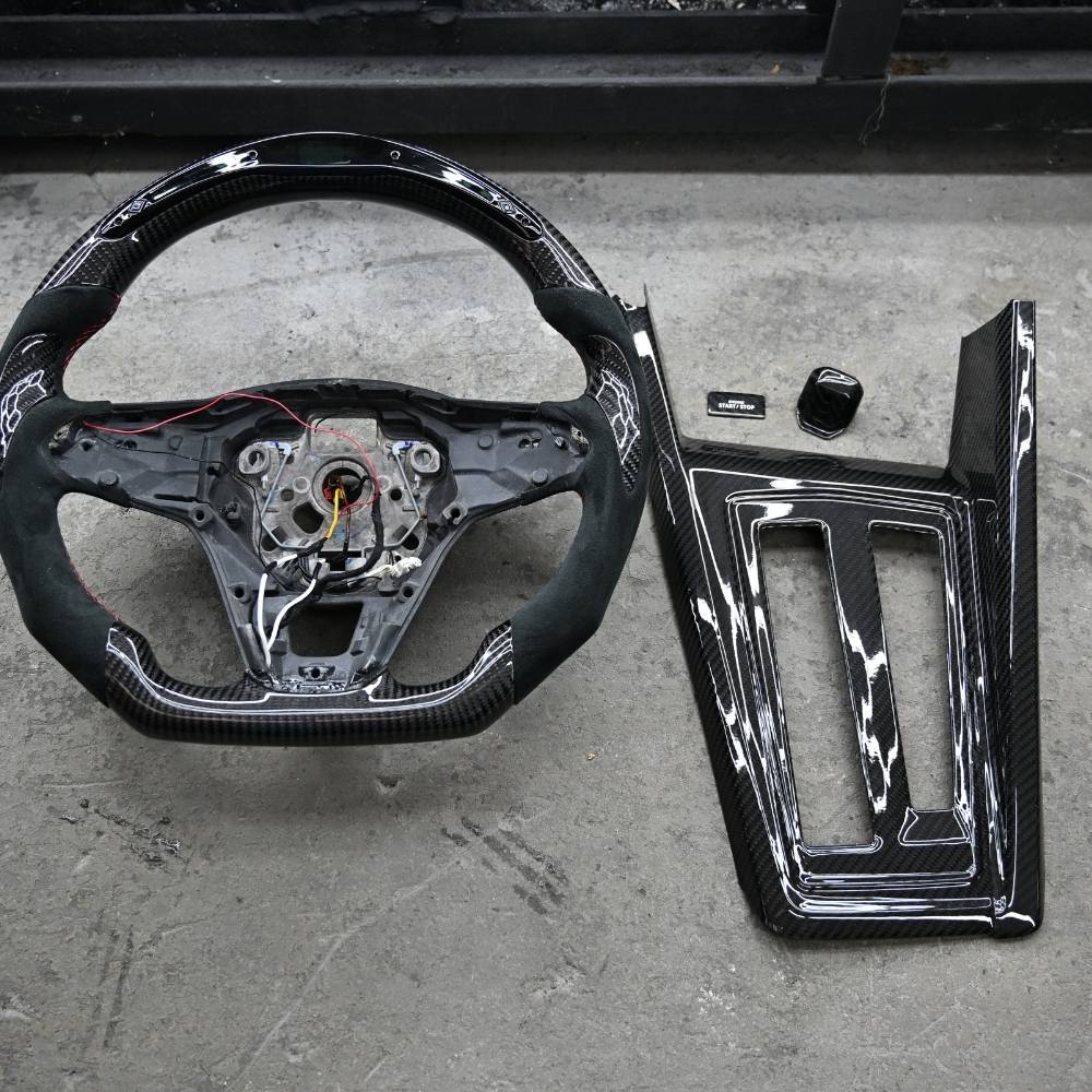 Bundle Carbon Lenkrad mit Schaltanzeige, Carbon Abdeckung Mittelkonsole, Carbon Schalthebel, magnetische Carbon Schaltwippen für VW Golf 8