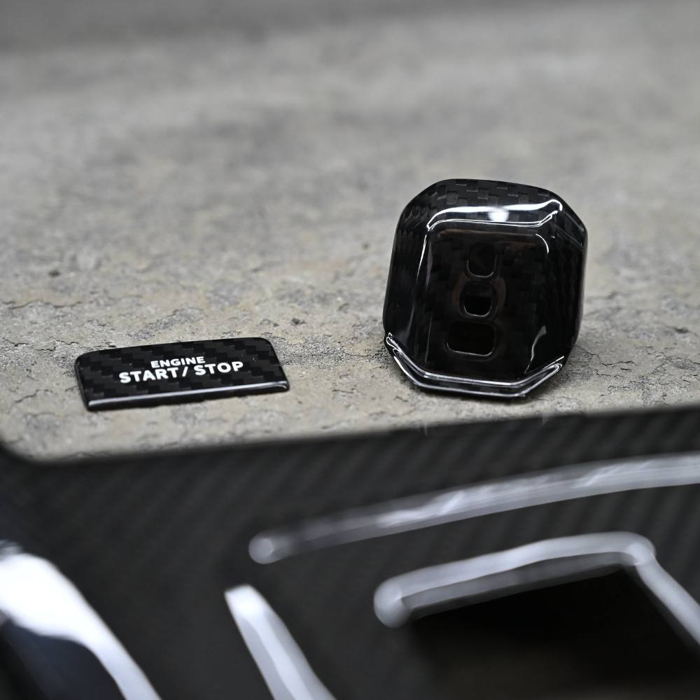 Bundle Carbon Lenkrad mit Schaltanzeige, Carbon Abdeckung Mittelkonsole, Carbon Schalthebel, magnetische Carbon Schaltwippen für VW Golf 8