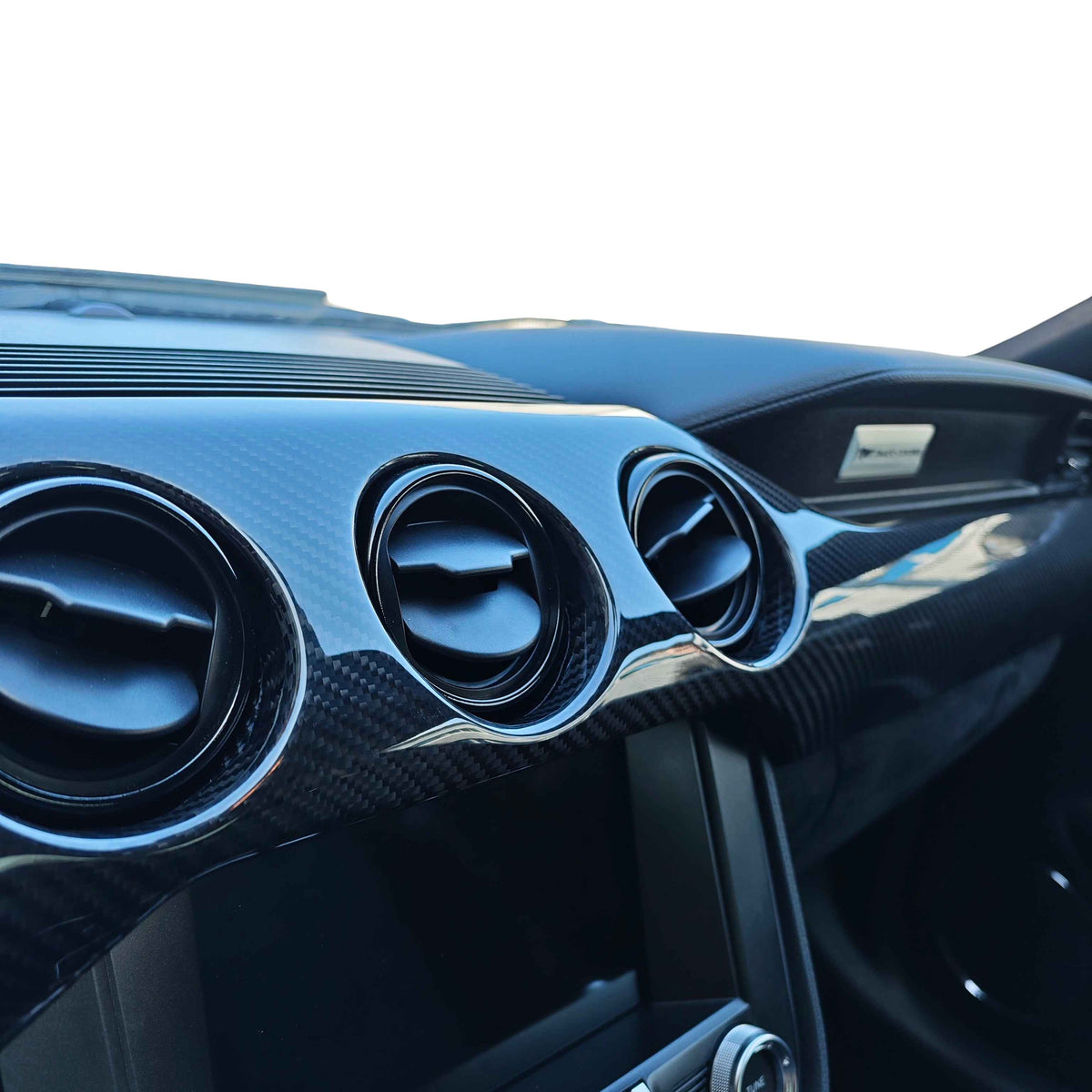 Carbon Armaturenbrett Abdeckung für Ford Mustang – Ansicht 5