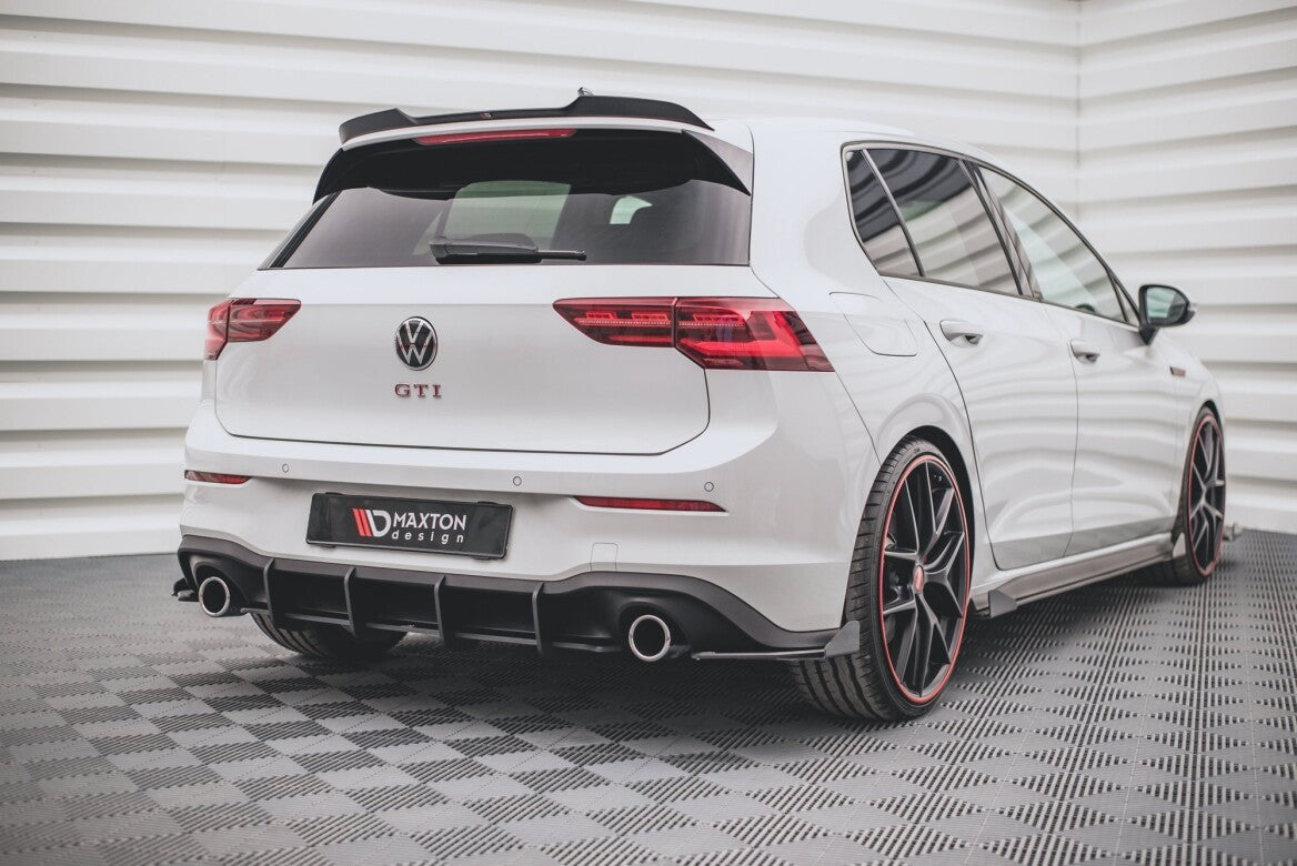 Street Pro Heckschürze V.1 für VW Golf 8 GTI von Maxton Design in Schwarz