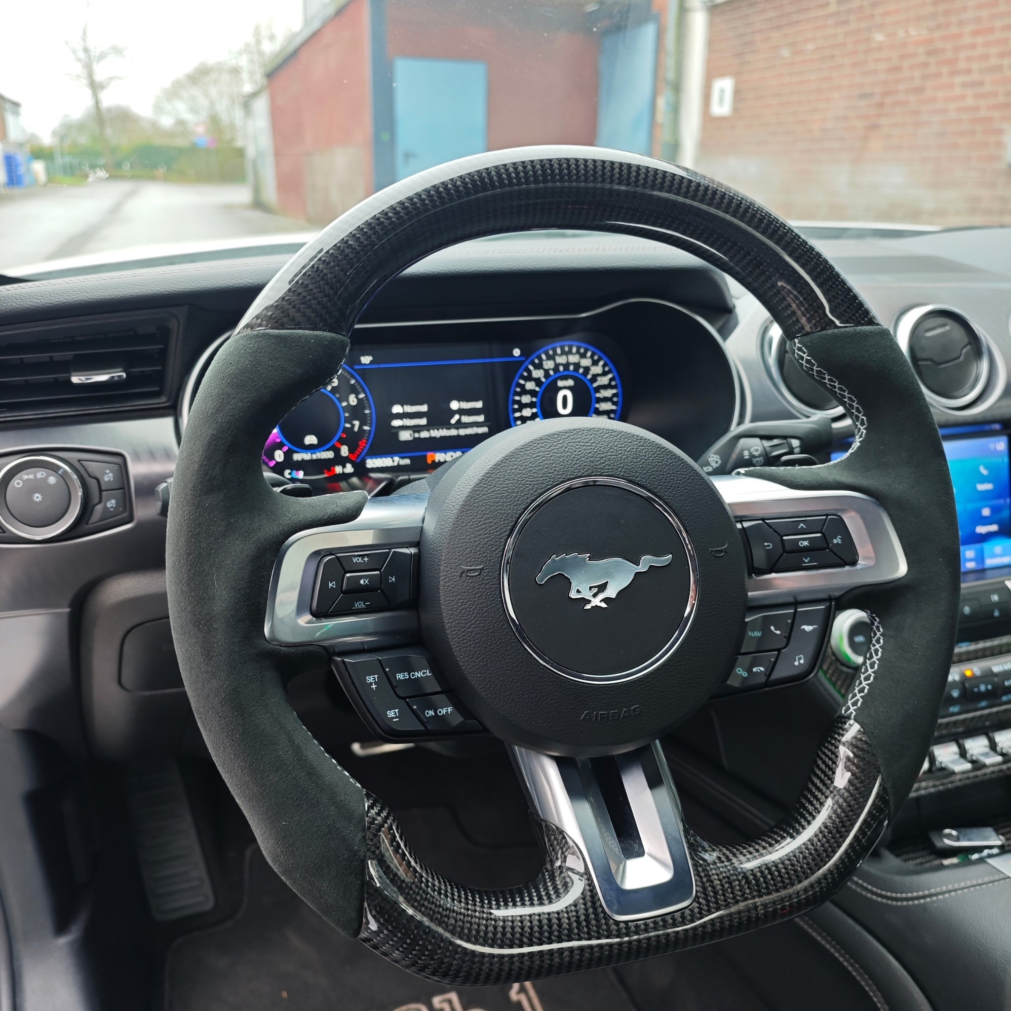 Carbon steering wheel for Ford Mustang