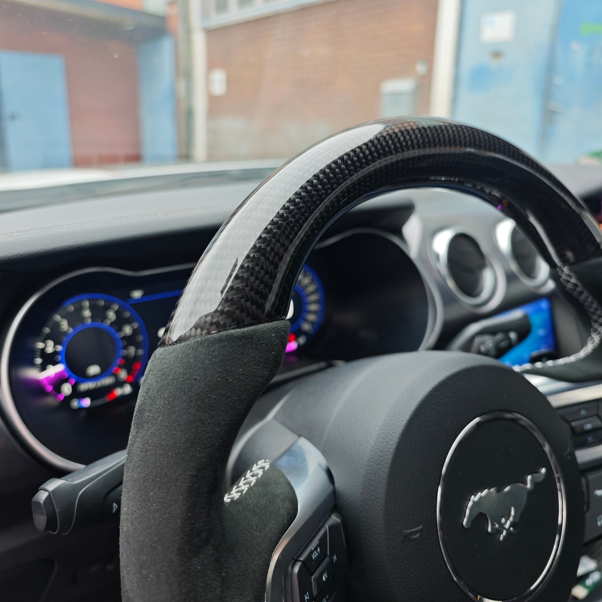 Carbon steering wheel for Ford Mustang