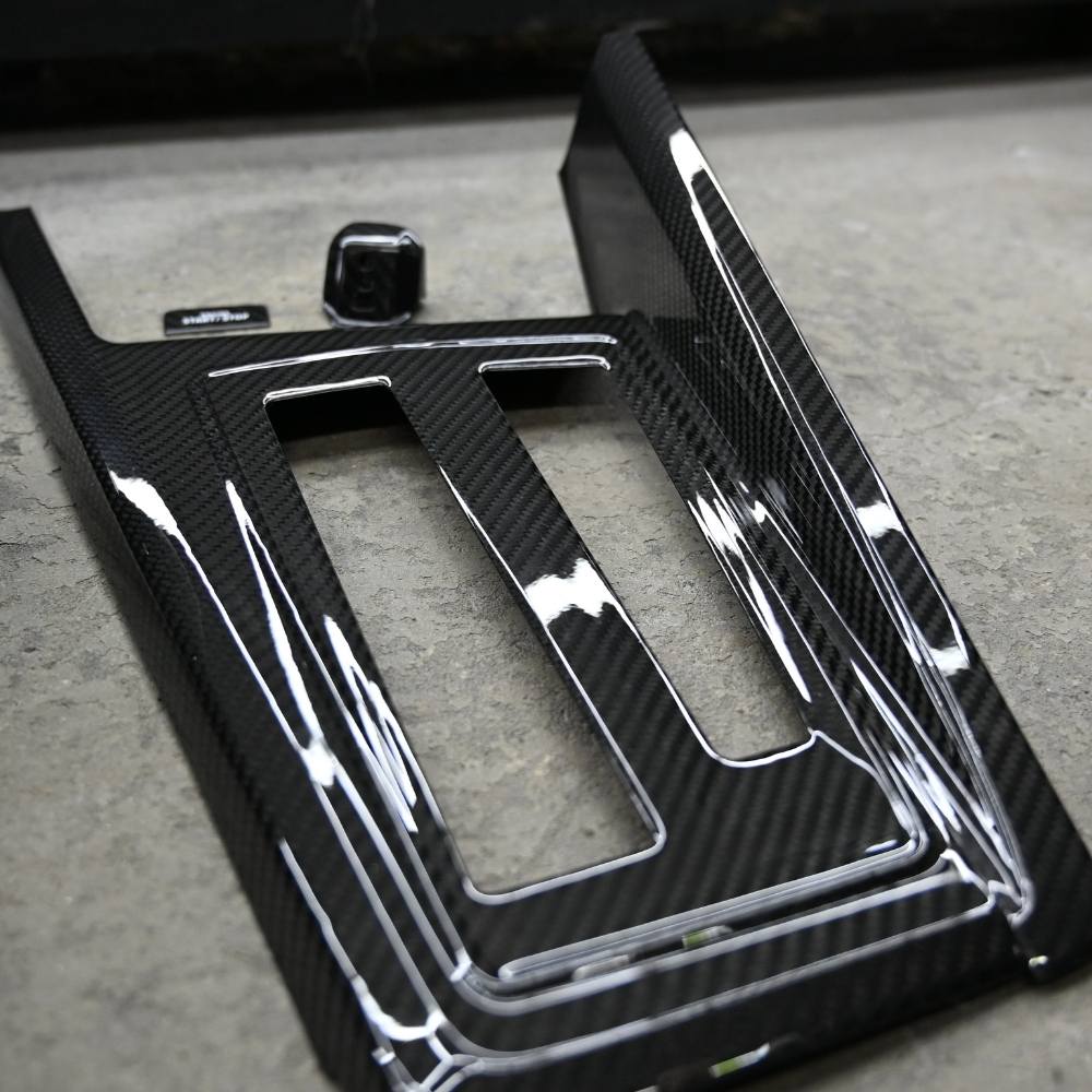 Bundle Carbon Lenkrad mit Schaltanzeige, Carbon Abdeckung Mittelkonsole, Carbon Schalthebel, magnetische Carbon Schaltwippen für VW Golf 8