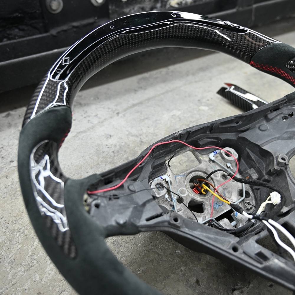 Bundle Carbon Lenkrad mit Schaltanzeige, Carbon Abdeckung Mittelkonsole, Carbon Schalthebel, magnetische Carbon Schaltwippen für VW Golf 8