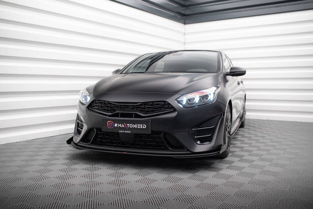 Street Pro Cup Spoilerlippe Front Ansatz für Kia Proceed GT Mk1 Facelift in Schwarz Hochglanz, robustes Tuning-Teil aus ABS-Kunststoff, passend für Modelle ab Baujahr 2022, sportliches Design mit UV-Schutzbeschichtung