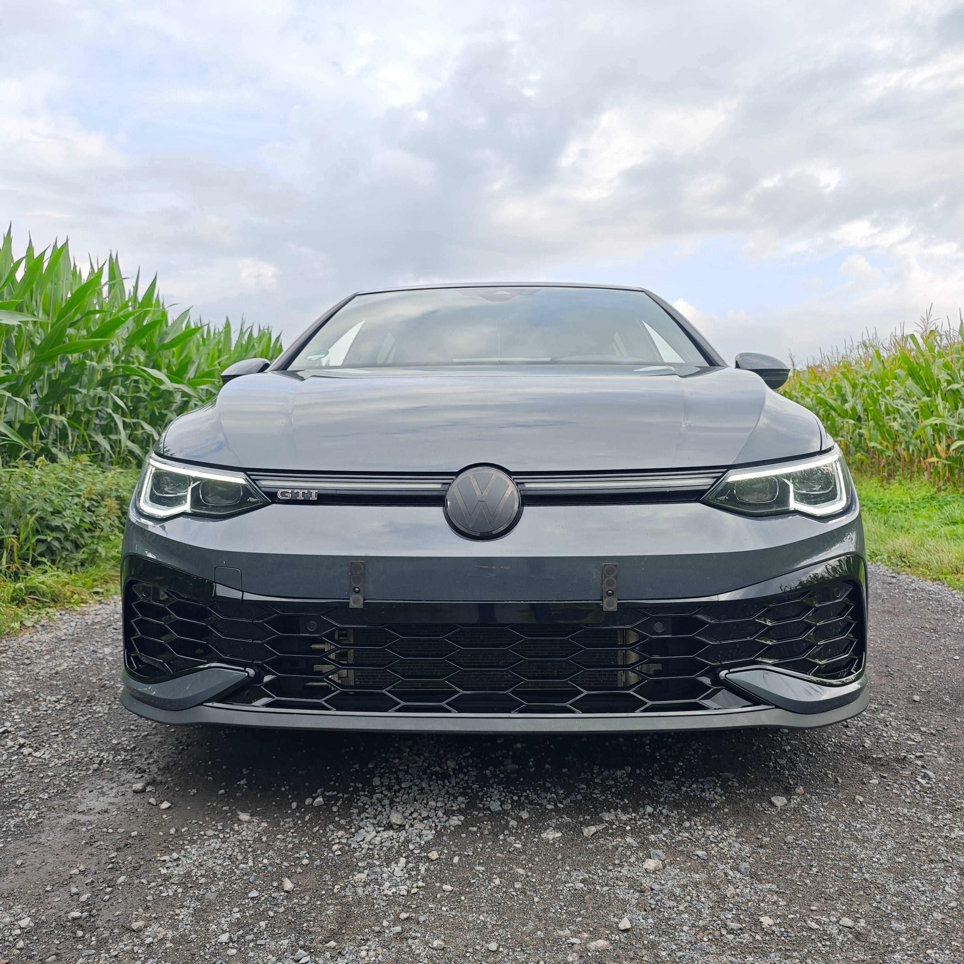 Hochglanz Kühlergrill Golf 8 GTI